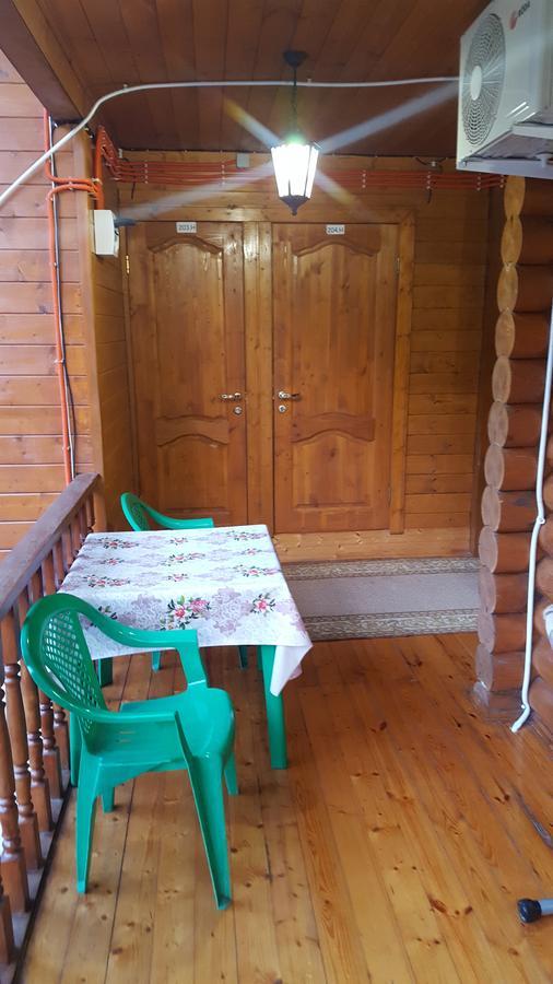 U Iriny Hotel Pizunda Exterior photo